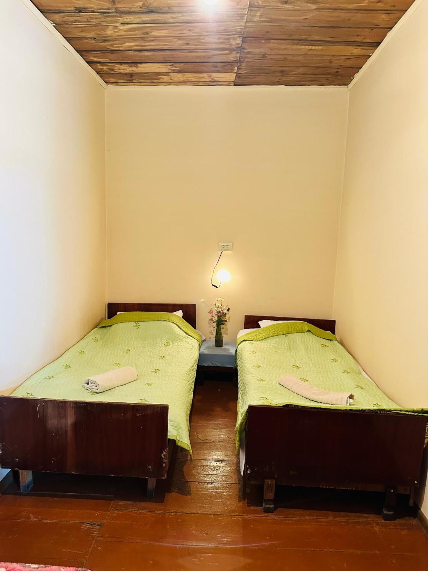 Tamazi Guest House Adishi Exterior foto
